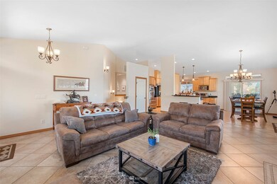 1554 N Grover Ave, East Wenatchee, WA 98802 - photo 6