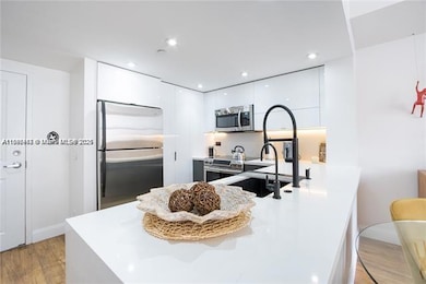 Flagler First Condo unit 708, Miami, FL 33131 - photo 2