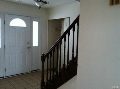 1804 Elmhurst Dr, Whitehall, PA 18052 - photo 4