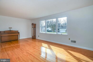 2413 Dorval Rd, Wilmington, DE 19810 - photo 7