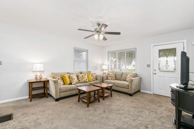 652 Roth Ave, Columbus, OH 43228 - photo 4