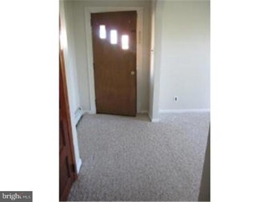 629 Kenilworth Ave unit 1ST FR, Lansdale, PA 19446 - photo 3