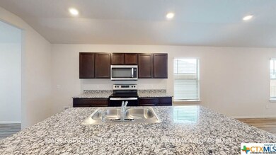 800 Chambray Dr, Troy, TX 76579 - photo 5