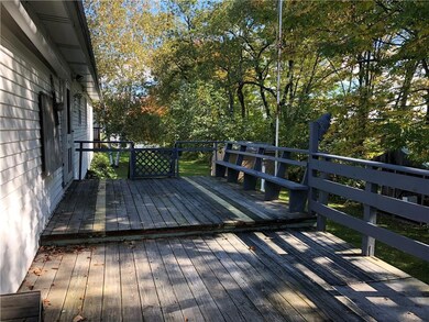 Large back deck with built-in seating!