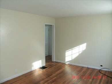 2302 S Beacon St, Muncie, IN 47302 - photo 5