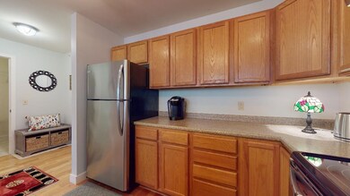 409 Farrell St unit 201, South Burlington, VT 05403 - photo 3