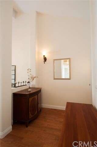 Entry/foyer