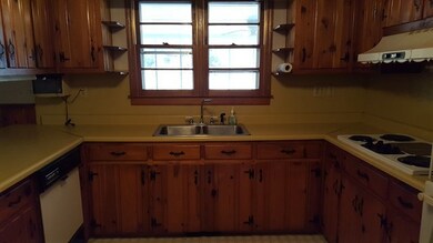 6687 Perkins Cir, Macon, GA 31216 - photo 2