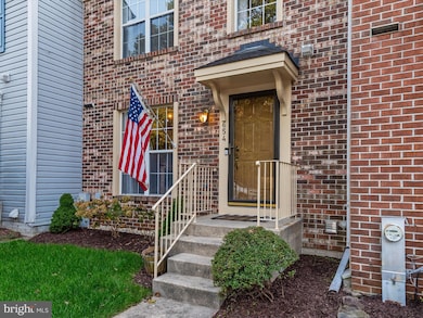 654 Lions Gate Ln, Odenton, MD 21113 - photo 4