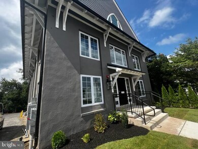 215 E Linden St unit 6, Kennett Square, PA 19348 - photo 3