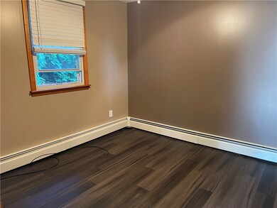 15 Royal Ave unit 1st Fl Left, Cranston, RI 02920 - photo 2