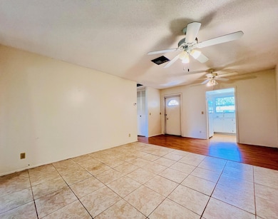 2545 Dudley Dr W unit L, West Palm Beach, FL 33415 - photo 3