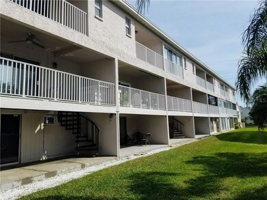 255 Capri Cir N unit 25, Treasure Island, FL 33706 - photo 4
