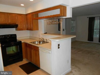 2229 Lovedale Ln unit 310B, Reston, VA 20191 - photo 7