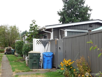 228 Mcclellan St S unit A & B, Tenino, WA 98589 - photo 2