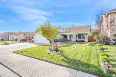 715 Bobcat Ln, Manteca, CA 95336 - photo 3