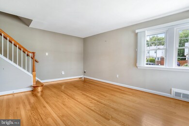 6941 Westhampton Dr, Alexandria, VA 22307 - photo 5