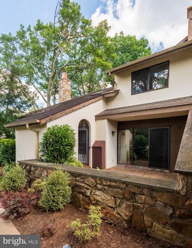 30 Oak Knoll Dr unit D30, Berwyn, PA 19312 - photo 2