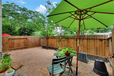 Back yards- no rear neighbors