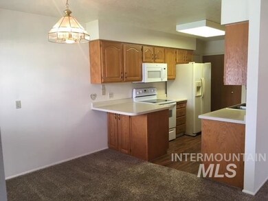 235 W 21st St, Burley, ID 83318 - photo 4
