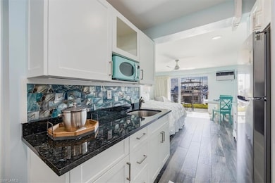 900 Broad Ave S unit 125, Naples, FL 34102 - photo 5