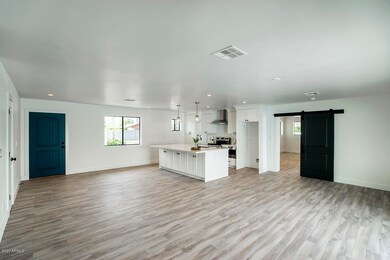 2120 E Palm Ln, Phoenix, AZ 85006 - photo 4