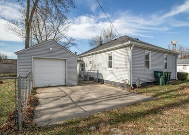 2809 E 14th St, Muncie, IN 47302 - photo 6
