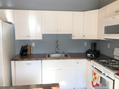 8 Hillside St, Hillsborough, NH 03244 - photo 3