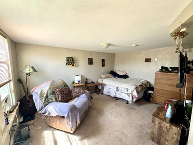 6 Crescent St, Pittsfield, NH 03263 - photo 7