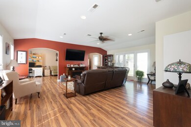 735 Valley Green Ave, Woodbury, NJ 08096 - photo 5