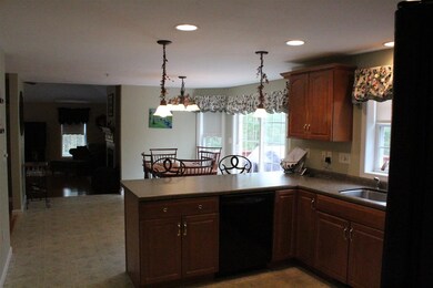 35 Park Ln, Hooksett, NH 03106 - photo 5