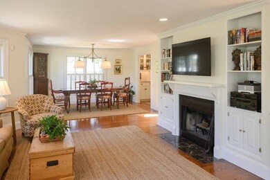 619 Washington St unit D, Wellesley, MA 02482 - photo 6