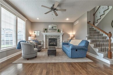 5803 Redbud St, Shawnee, KS 66218 - photo 7