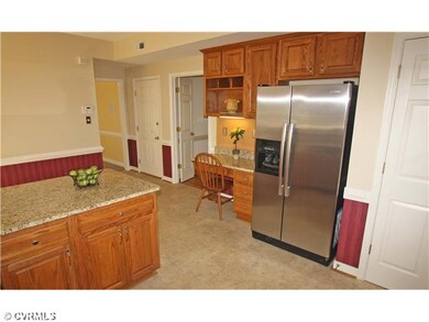 Kitchen - Kitchen with Granite counter tops, Villa