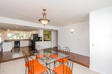 4065 E Cholla AZ-5