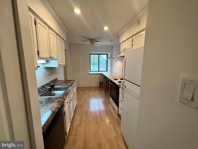 212 James Ct unit 212, Marlton, NJ 08053 - photo 4