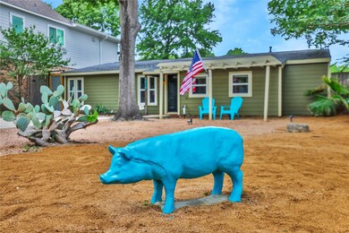 1018 Fisher St, Houston, TX 77018 - photo 4