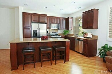 Spacious and Bright Kitchen with large center isla