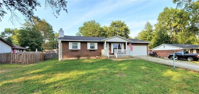 303 Elizabeth Dr, Freeburg, IL 62243 - photo 3