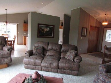 180 N Bordson St, Appleton, MN 56208 - photo 5