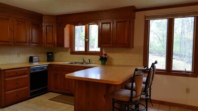 16 Camelot Dr, Bedford, NH 03110 - photo 6