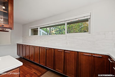 1634 Stanford Dr, Anchorage, AK 99508 - photo 6