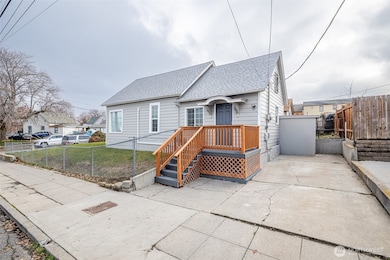 246 N Delaware Ave, Wenatchee, WA 98801 - photo 3