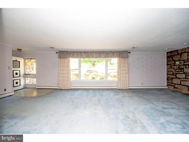 228 Brookthorpe Cir, Broomall, PA 19008 - photo 7