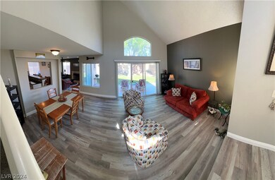 2728 Sattley Cir, Las Vegas, NV 89117 - photo 3