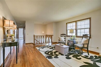 5200 Farley Ln, Shawnee, KS 66203 - photo 2