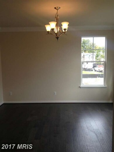 24921 Balmoral Glen Ct, Aldie, VA 20105 - photo 4