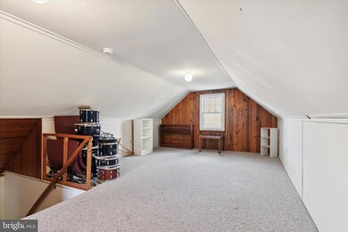 2416 Wynnefield Dr, Havertown, PA 19083 - photo 7