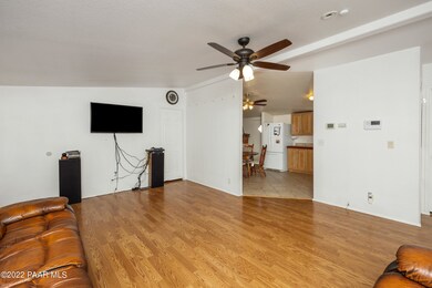 003_Living Room