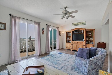 1500CarolinaBeachAvenueNorth3B-05